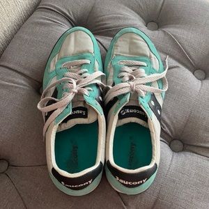 Saucony athletic leisure shoes